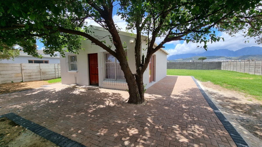 2 Bedroom Property for Sale in Die Bos Western Cape